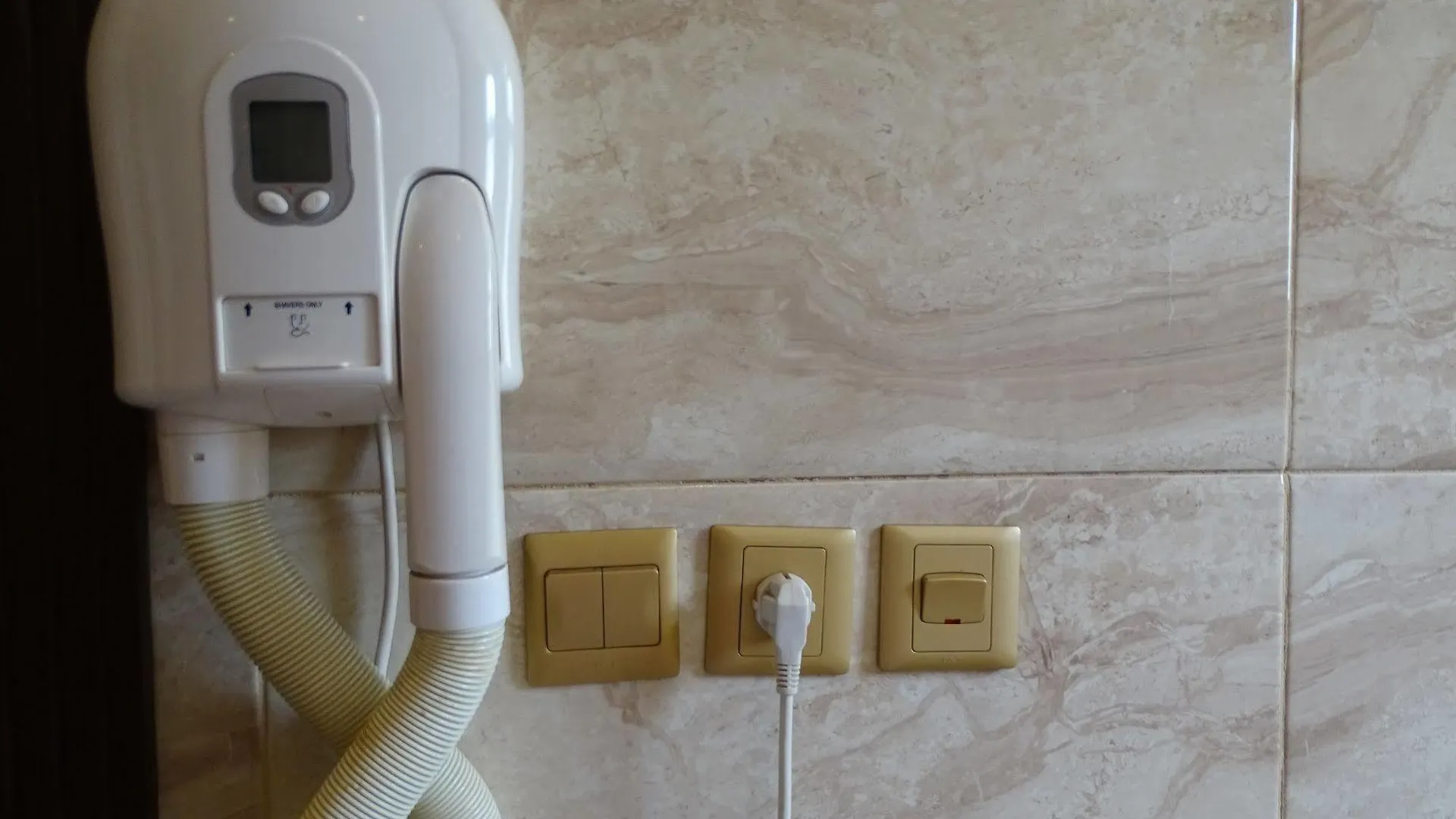 Comfort Inn Yarmukh Family Only Rijad
